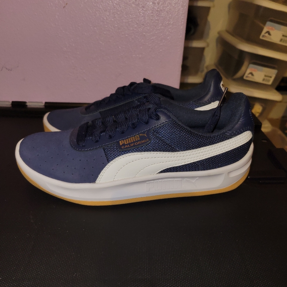Puma Sneakers